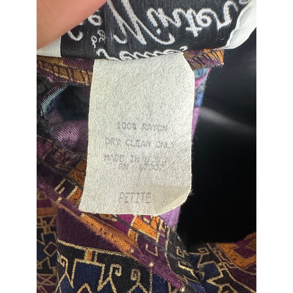 Vintage 90s Lee Winter Petites Rayon Top Tribal Aztec Geo Print Size‎ S Petite - Picture 4 of 6